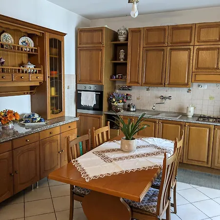 Lella's House Vicino Metro A 3 Min A Piedi Apartment Rome